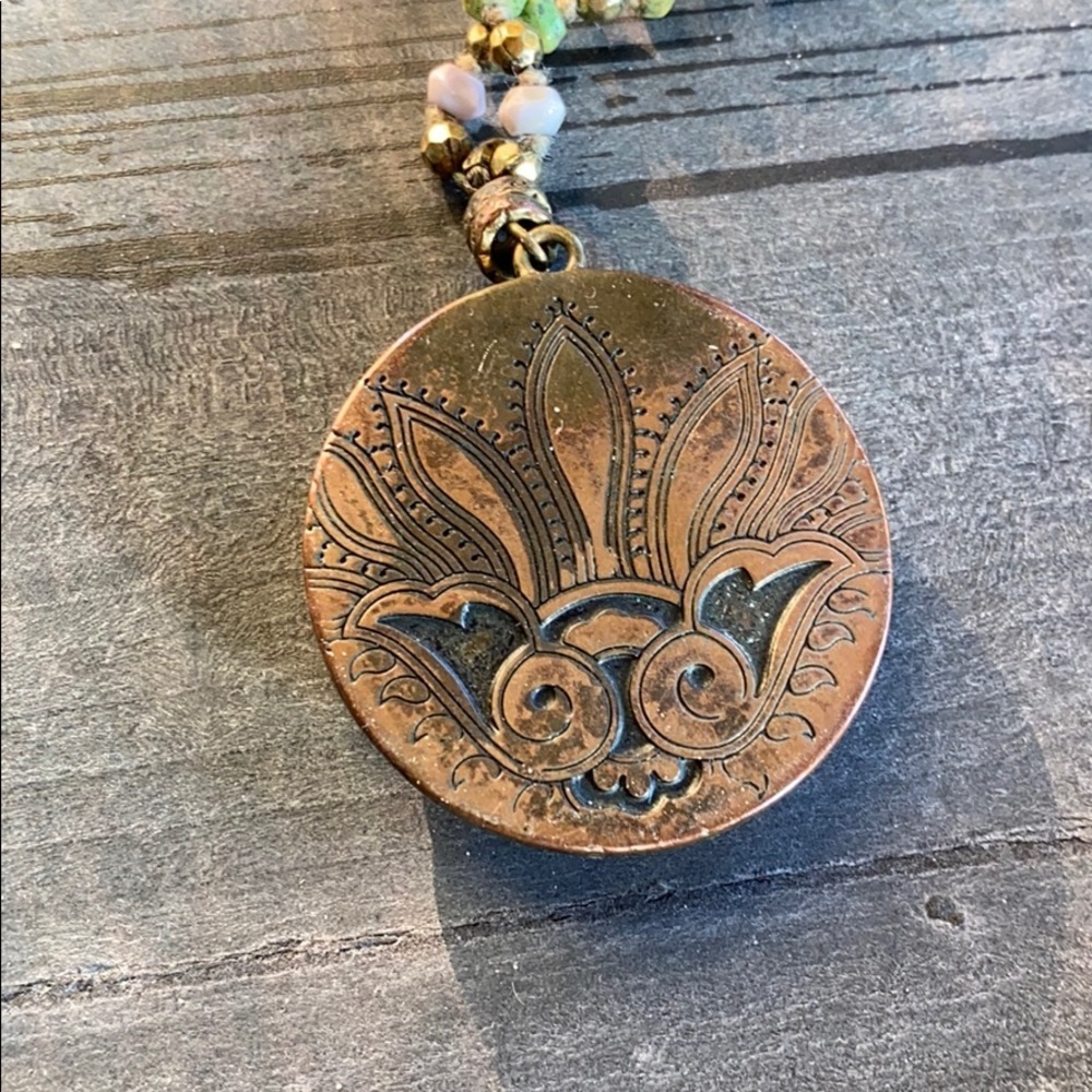 Boutique pendant necklace - Picture 3 of 5
